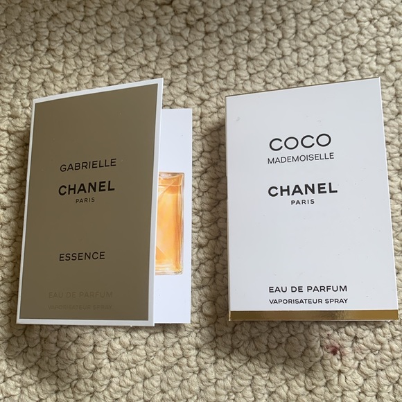Chanel | 2 sample perfumes & 2 canvas pouches - Picture 2 of 6